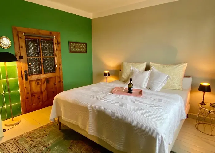 Jules&jim Gaestehaus Lägenhet *